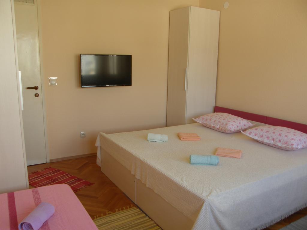 Neva Rooms Сплит Екстериор снимка