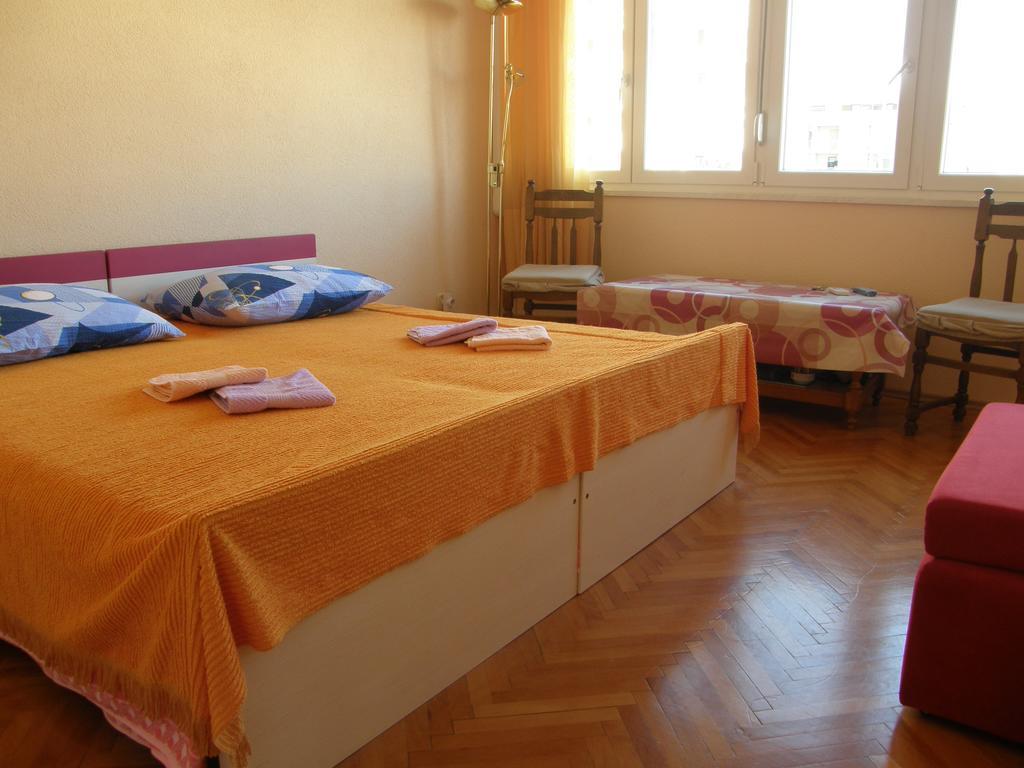 Neva Rooms Сплит Екстериор снимка