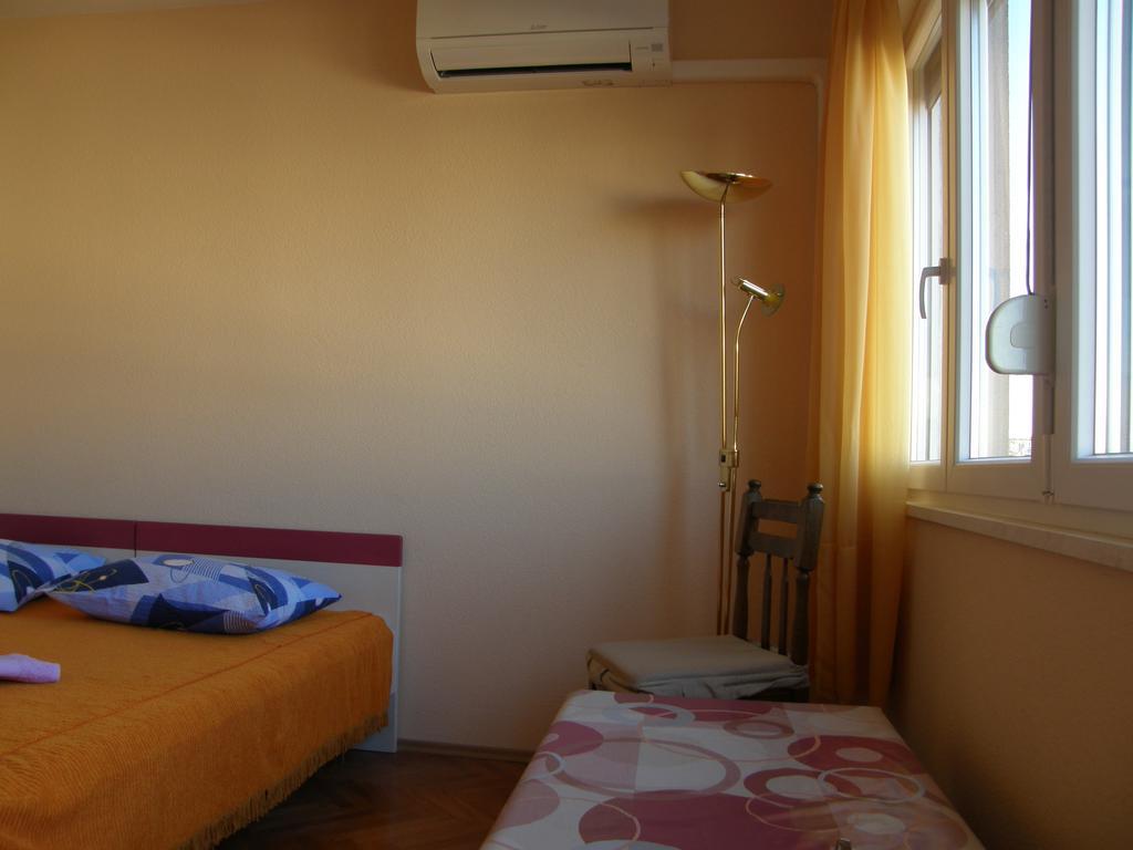 Neva Rooms Сплит Екстериор снимка