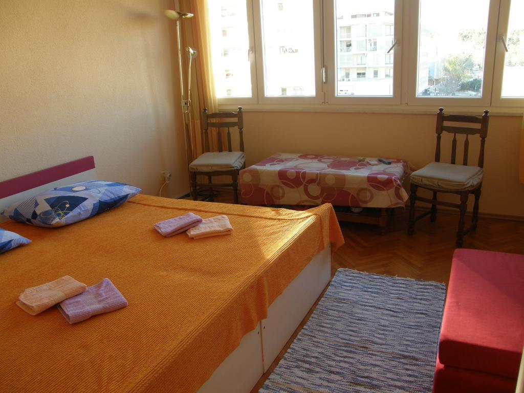 Neva Rooms Сплит Екстериор снимка